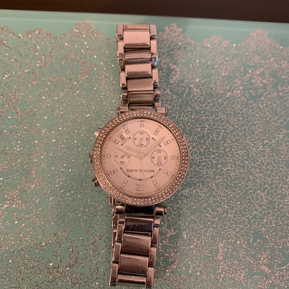 Michael Kors women watch - Picture 4 of 13